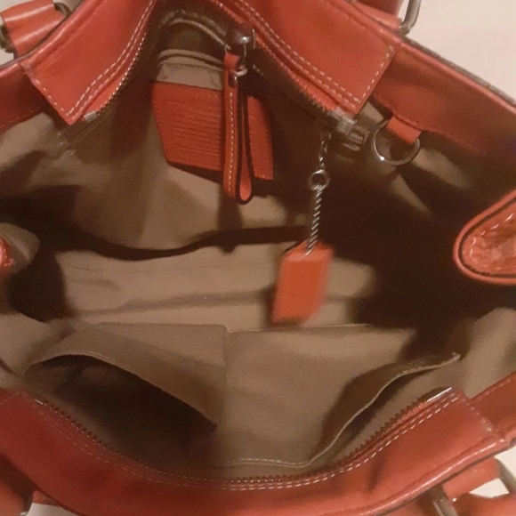 Coach tote - Picture 2 of 3